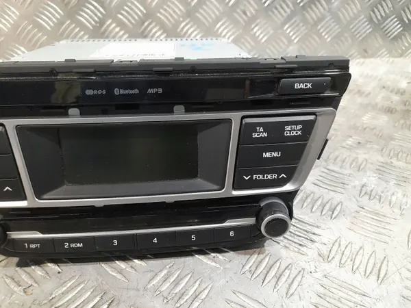 Radio Hyundai i20 II OEM 96170C8050RDR - Usado image 3