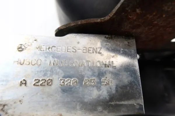 Mercedes ABC-venttiilipalikka OEM 2203200358 W220/W215 image 3