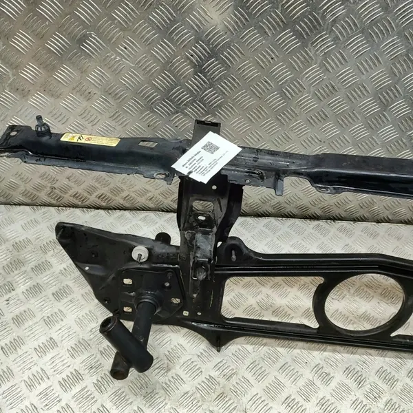 BMW 7 E38 Set paraurti anteriore 1996 Usato image 5
