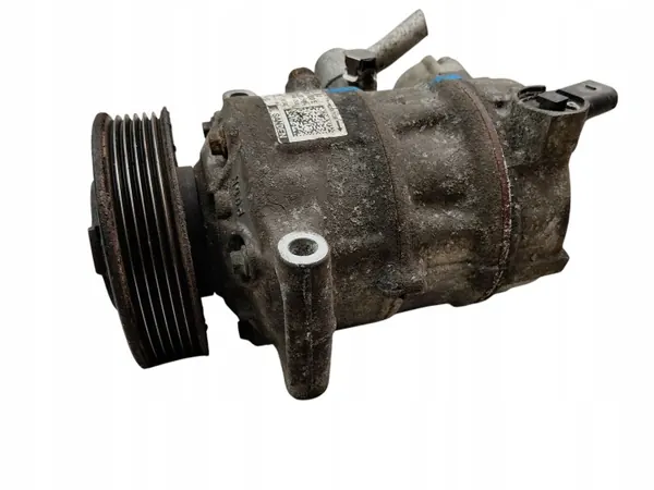 Begagnad AC-kompressor OEM 5Q0820803E VW image 2