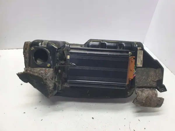 Bose Subwoofer Versterker OEM 4B9035382A Audi A6 C5 image 3