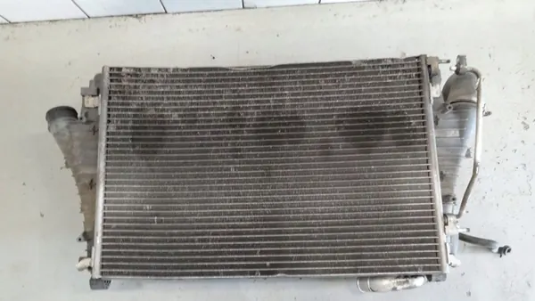 Opel OE 13196477 Motor Kylare image 10