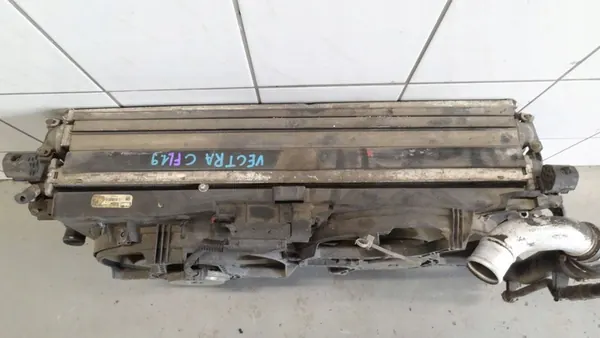 Opel OE 13196477 Motor Kylare image 2