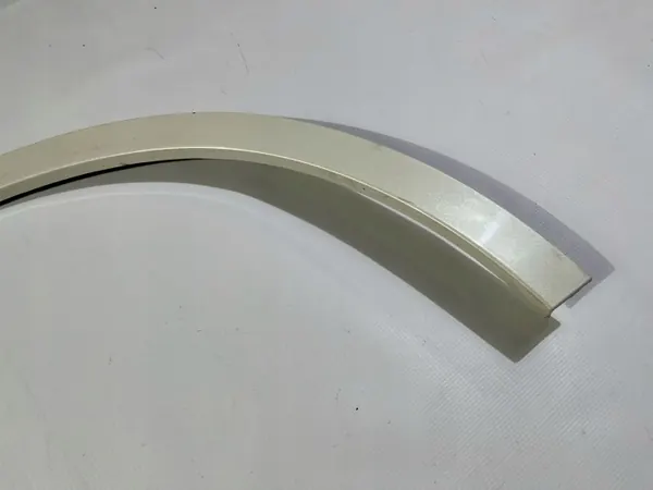 OEM 670049027SX Takasuoja vasen Maserati Levante image 5
