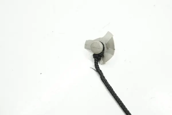 Estante maletero VW Golf V HB OEM 1K6867769 image 4