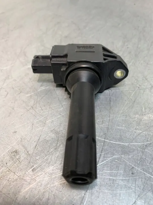 Toyota GT 86 Tändspole OEM 6405J1 - Begagnad image 6