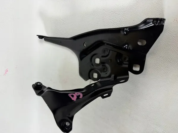 Soporte Guardabarros Skoda Superb IV Izquierdo Delantero OEM 3P0821227 image 3