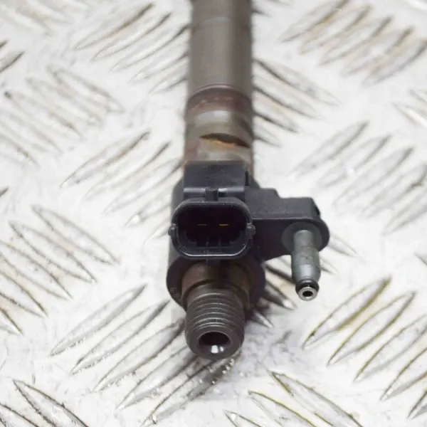 Iniettore carburante Volvo XC60 2011 image 6