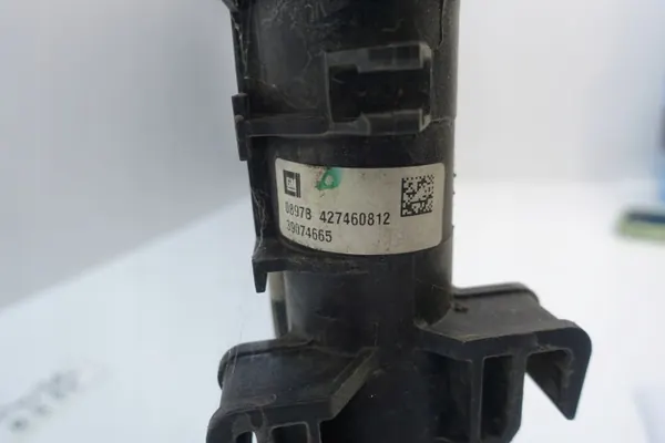 Radiateur d'eau Opel Astra IV J OEM 39074665 - Occasion image 5