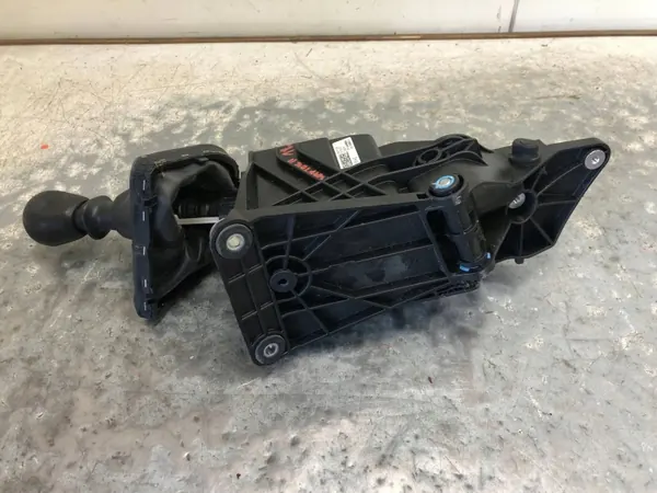 Versnellingspook OEM 2N0711025 voor VW Crafter image 4