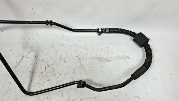 Mercedes-Benz Oljekylarrör OEM GMX6037 - Begagnad image 4