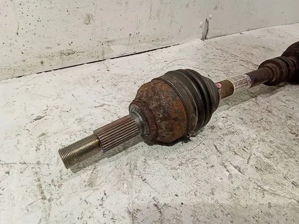 Nissan Qashqai+2 2013 Höger Främre Halvaxel image 3