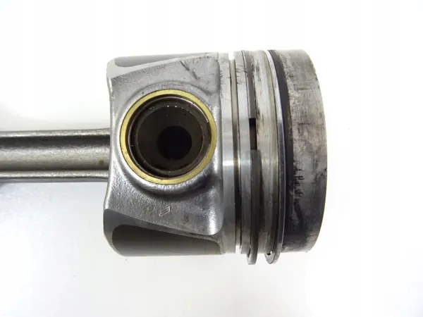 Käytetty VW Golf 7 2.0 TDI Kiertokanki 04LA 2013-2019 image 7