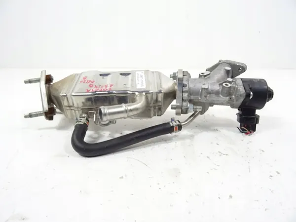 Arrefecedor válvula EGR Toyota OEM 25601-0T010-A Usado image 7
