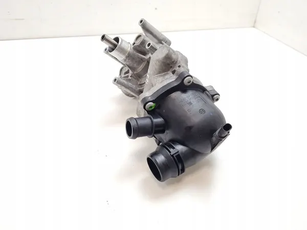 Vattenpump Bentley Flying Spur 2015 079121115BL image 2