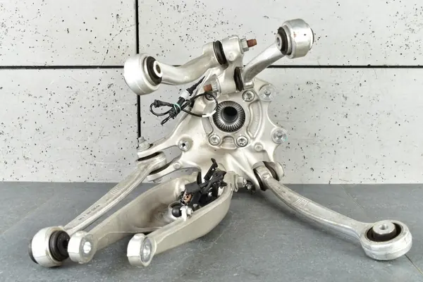 Sospensione posteriore sinistra BMW M3 G80 M4 G82 image 10