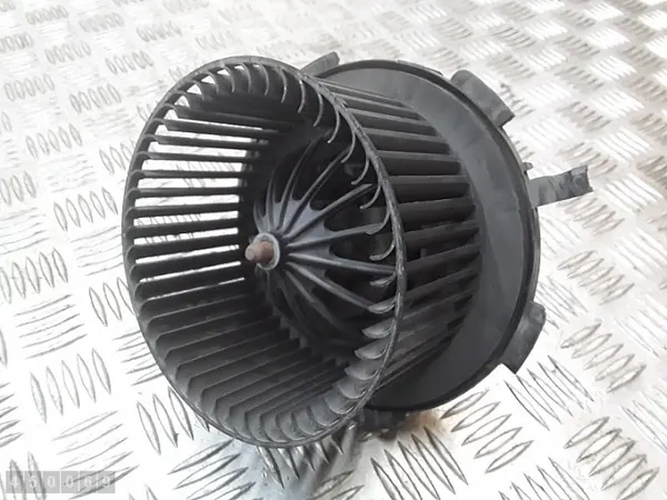Ventilador de calefacción Opel OEM d8087 - Usado image 2