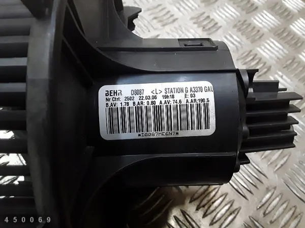 Ventilador de calefacción Opel OEM d8087 - Usado image 6