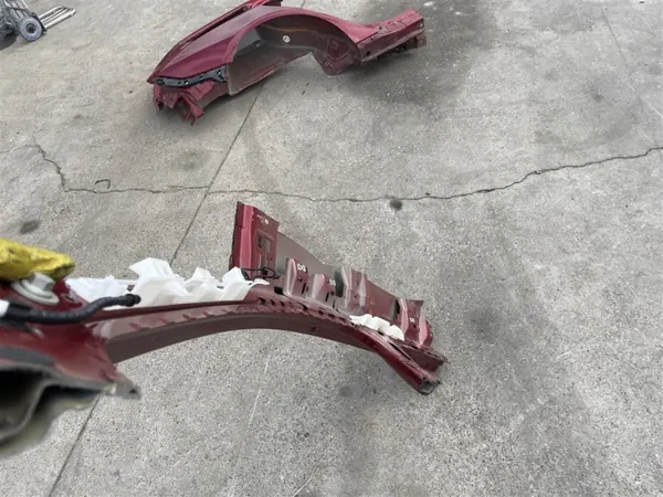 Pilier de toit OEM droit avant break Ford Focus MK4 19R image 5
