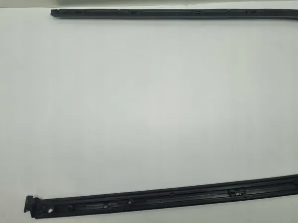 Joint de vitre arrière OEM 68227297AD pour Chrysler image 6