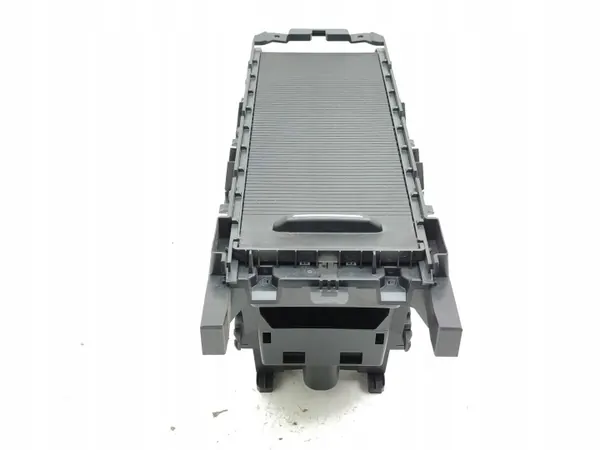 Volkswagen ID.3 2020 Mittkonsolfack OEM 10A858329A image 3