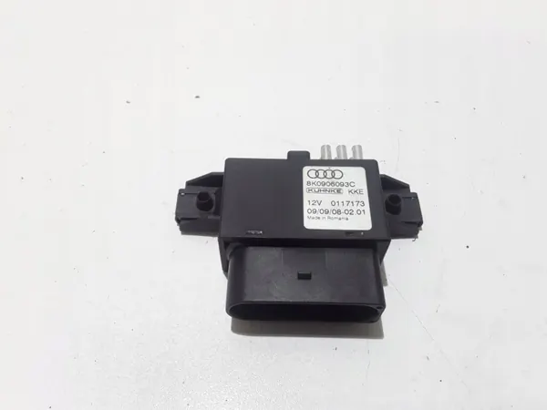 Polttoainepumpun ohjain 8K0906093C Audi A4 2.0L image 2