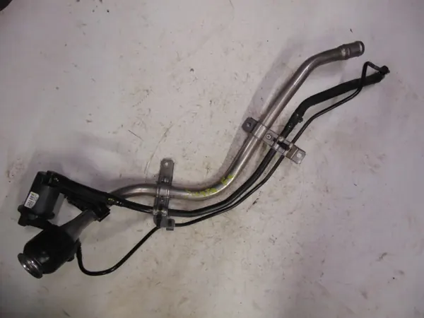 Cuello de llenado OEM 31030CL800 para Hyundai Santa Fe IV image 2