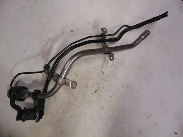 Cuello de llenado OEM 31030CL800 para Hyundai Santa Fe IV image 4