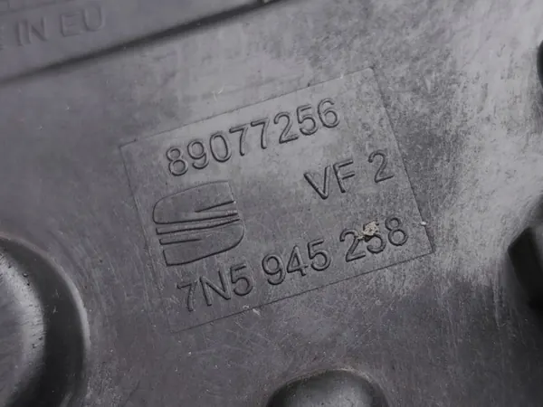 Douille d'ampoule arrière Seat Alhambra côté droit OEM 89077256 image 7