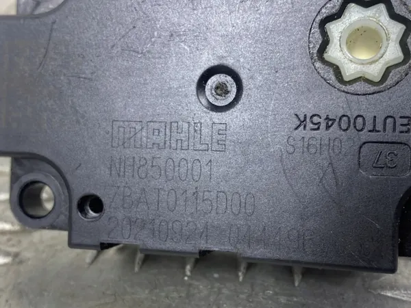 Grelha de ventilação Jeep OE ZBAT0115D00 - Usado image 4