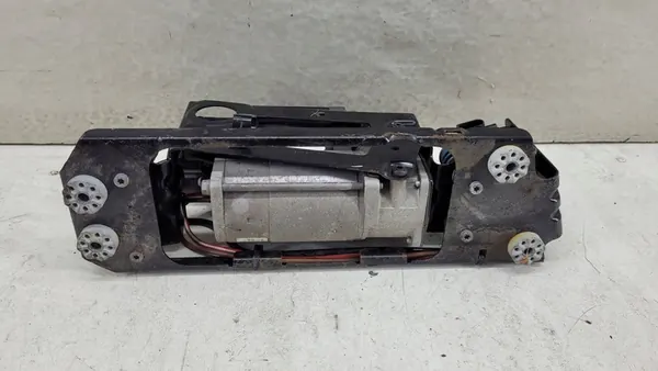Compressore sospensione pneumatica BMW 5 F10 F11 F01 6875176 image 7