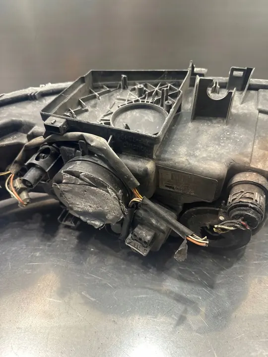 Oikea Ajovalo Volvo V70 XC70 S60 2004-2009 OEM 30698836 image 6