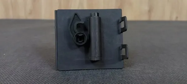 MERCEDES A-KLASA W176 Chiusura sportello carburante A0038203297 image 2