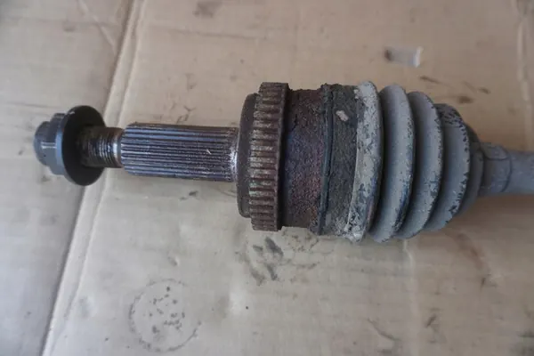 KIA SPORTAGE III SL Höger Bakaxel 496012Y000 image 4