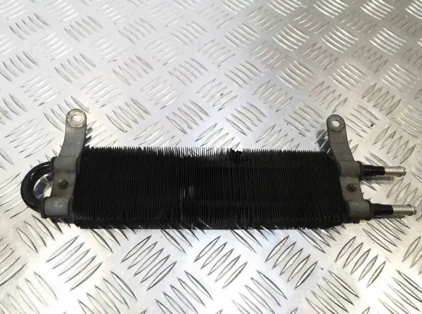 Refroidisseur d'huile moteur Nissan GT-R R35 OEM 49790JF00A image 2