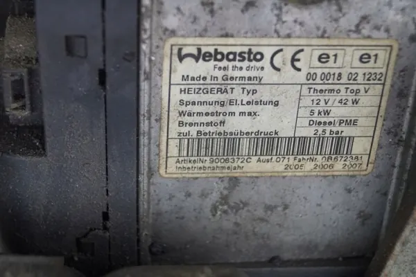 OEM 3C0955453P Pesulaitteen säiliö VW Passat B6:lle image 3