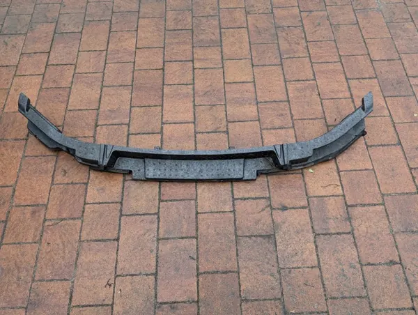 Absorbente parachoques delantero VW Passat B9 OEM 3J0807248B image 2