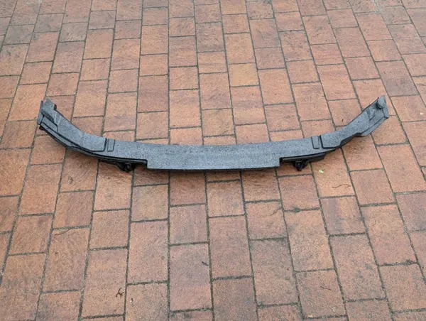 Absorbente parachoques delantero VW Passat B9 OEM 3J0807248B image 3