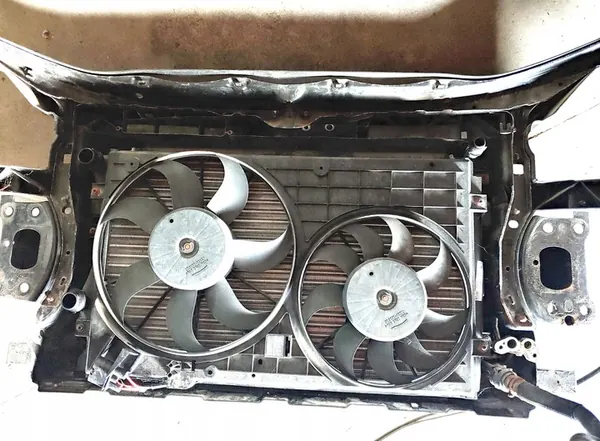 Frontverstärkung VW Golf Plus 05- TSI image 2