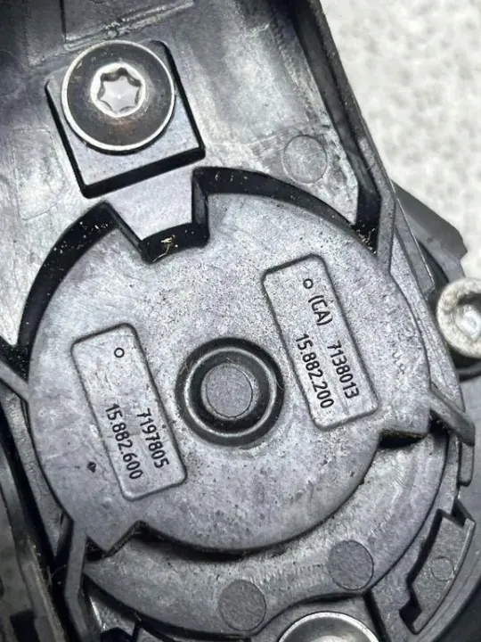 BMW 5 GT Voorrechter Deurhandvatframe OEM 7138013 image 3