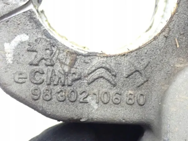OEM 9830210680 Halvaxelsstödbeslag Begagnad image 4