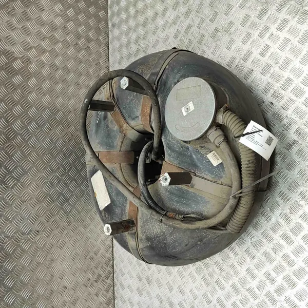 Réservoir à gaz Mazda CX-9 OEM 67R010031 - Occasion image 2