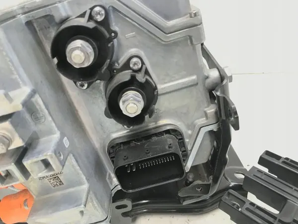 BMW 5A8FEF0 Korkeajänniteakku 7,4kW 74Ah image 4