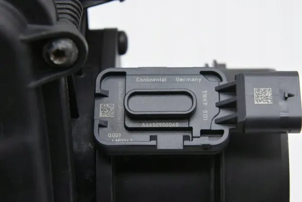 Luftfiltergehäuse + Luftmassenmesser OEM A6510901701 Mercedes image 6