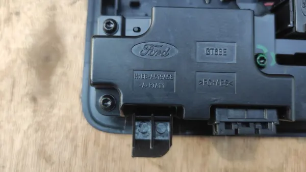 Lampe intérieure FORD PUMA MK2 Pièce OEM - Occasion image 7