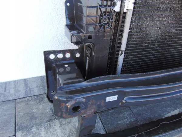 Fram Kylarstöd OEM BOG. KPL PAS VW Tiguan I image 3
