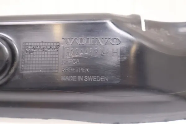 Volvo S60 III Linker spatbord OEM 32244537 image 5