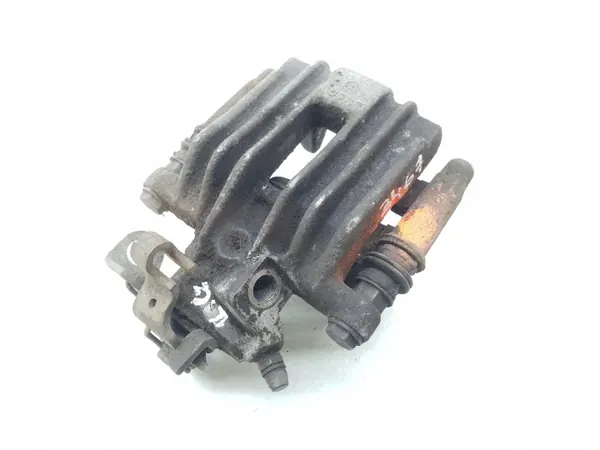 Pinza de freno trasera Audi A1 1.2 TFSI 2012 Usada image 4