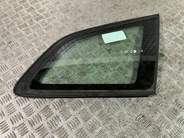 Vitre arrière carrosserie Volvo XC90 OEM 31108777 image 3