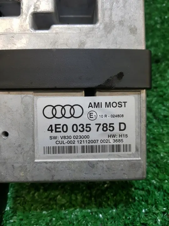 Audi Q7 Steuergerät OEM 4E0035785D image 6